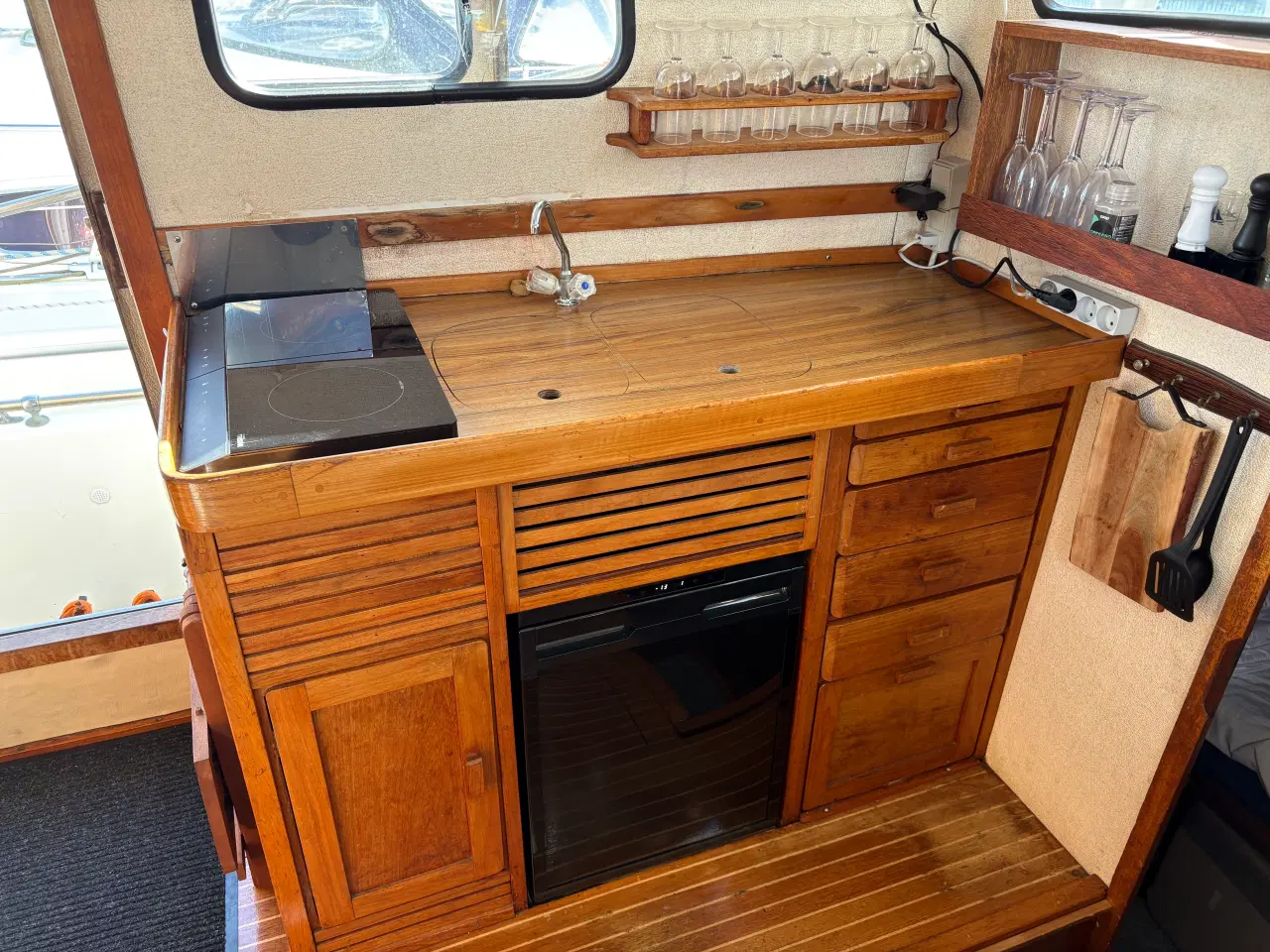 Billede 12 - Trawler, arbejds båd, fiskekutter, turbåd