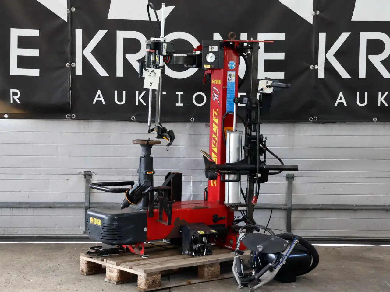 Billede 1 - Corghi dækapparat model Artiglio 50 m/løftefunk.