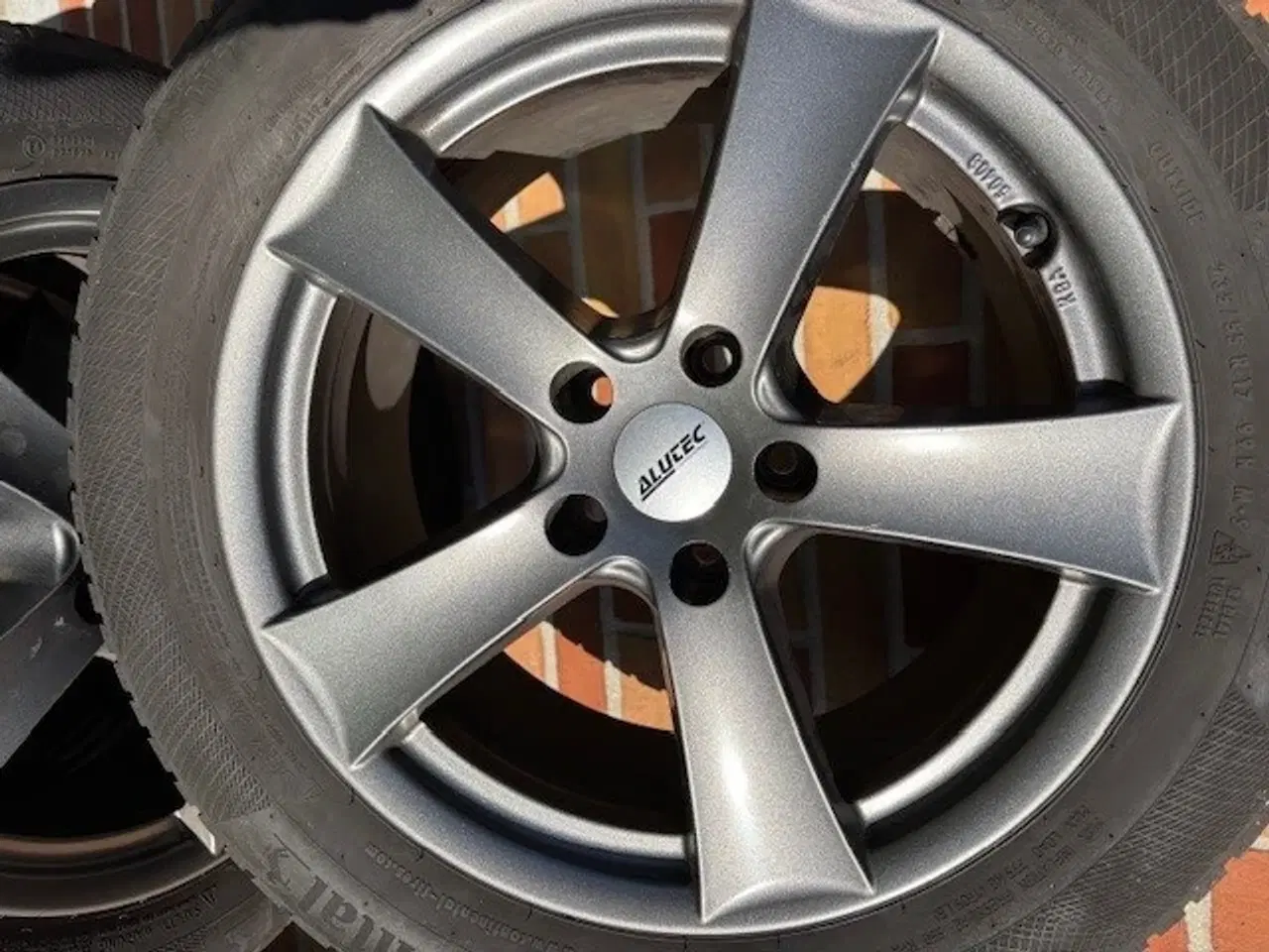 Billede 1 - Alufælge med vinterdæk