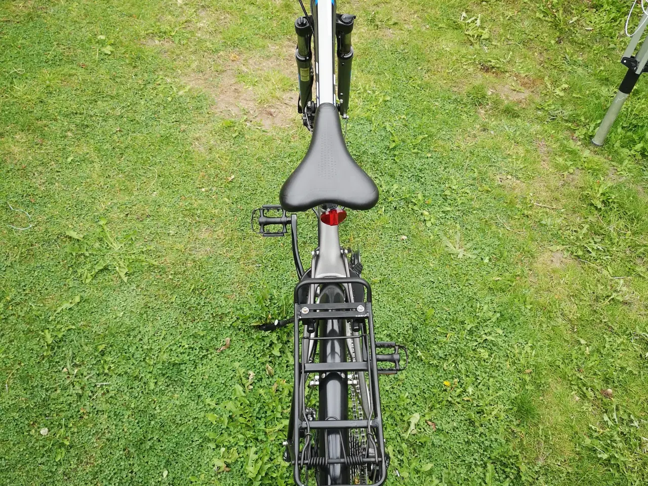 Billede 13 - GIANT 28" 55cm Cyklen er som NY 💪 ALUXX TECHNOLOG