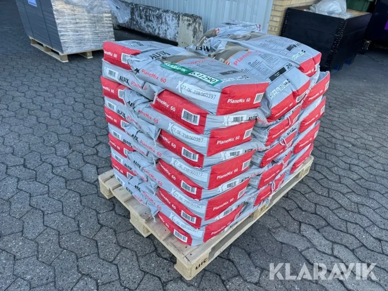 Billede 1 - Afretningsmasse Alfix PlaneMix 60 cirka 40 poser