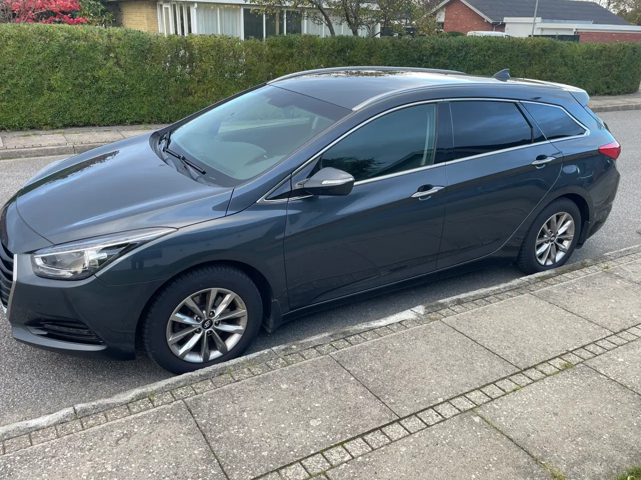 Billede 1 - Hyundai i40 1,7 Crdi 5 Dørs 141. Trend DCT. 1.ejer