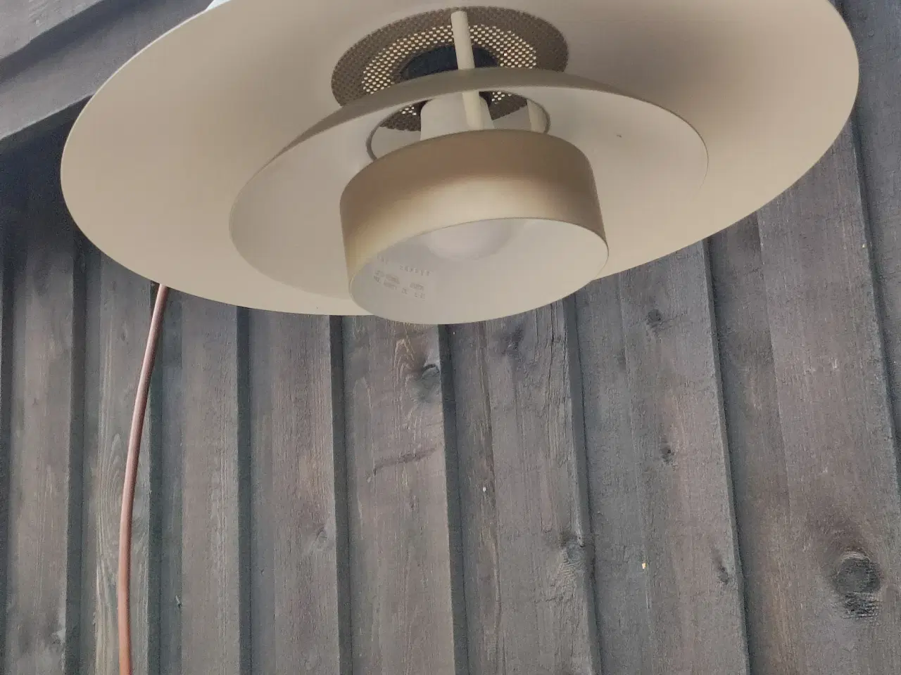 Billede 2 - Sælges fin lampe som ny