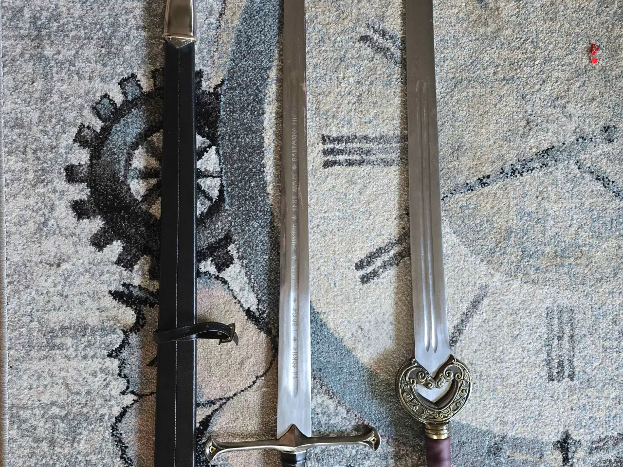 Billede 1 - Lord of the rings ANDURIL and Herugrim