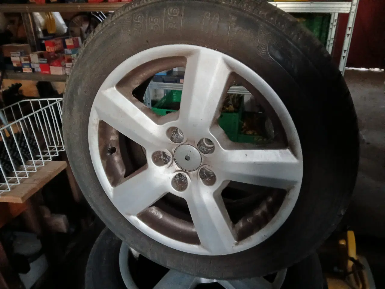 Billede 1 - 4 stk Vinterdæk på alu fælge.