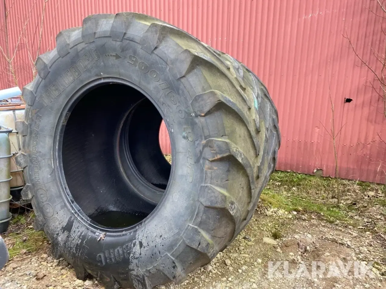 Billede 2 - Dæk TRELLEBORG 900/60R42 2 styk