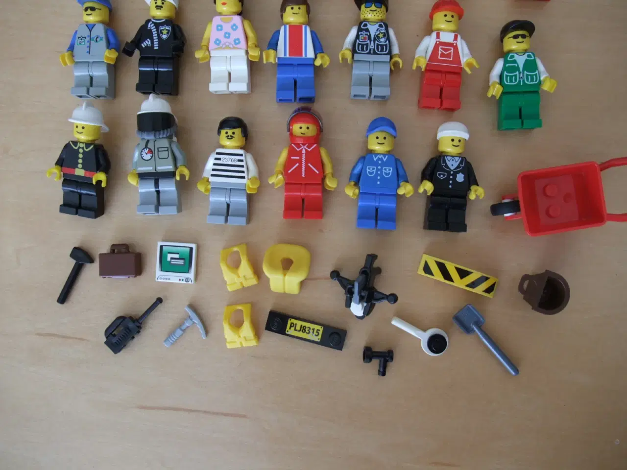 Billede 3 - Lego Town Figurer+Tilbehør 