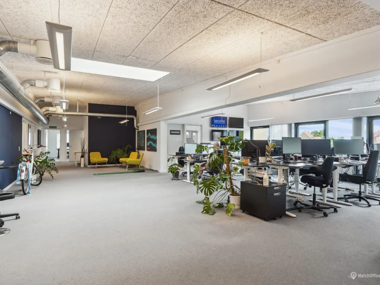Billede 6 - Kontor/showroom/klinik på 1. sal i synlig forretningsejendom i Roskilde Centrum
