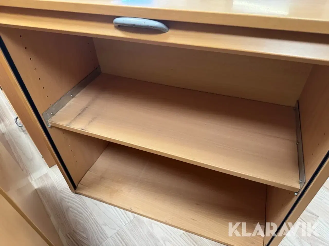 Billede 3 - Skabe/reoler 2 styks