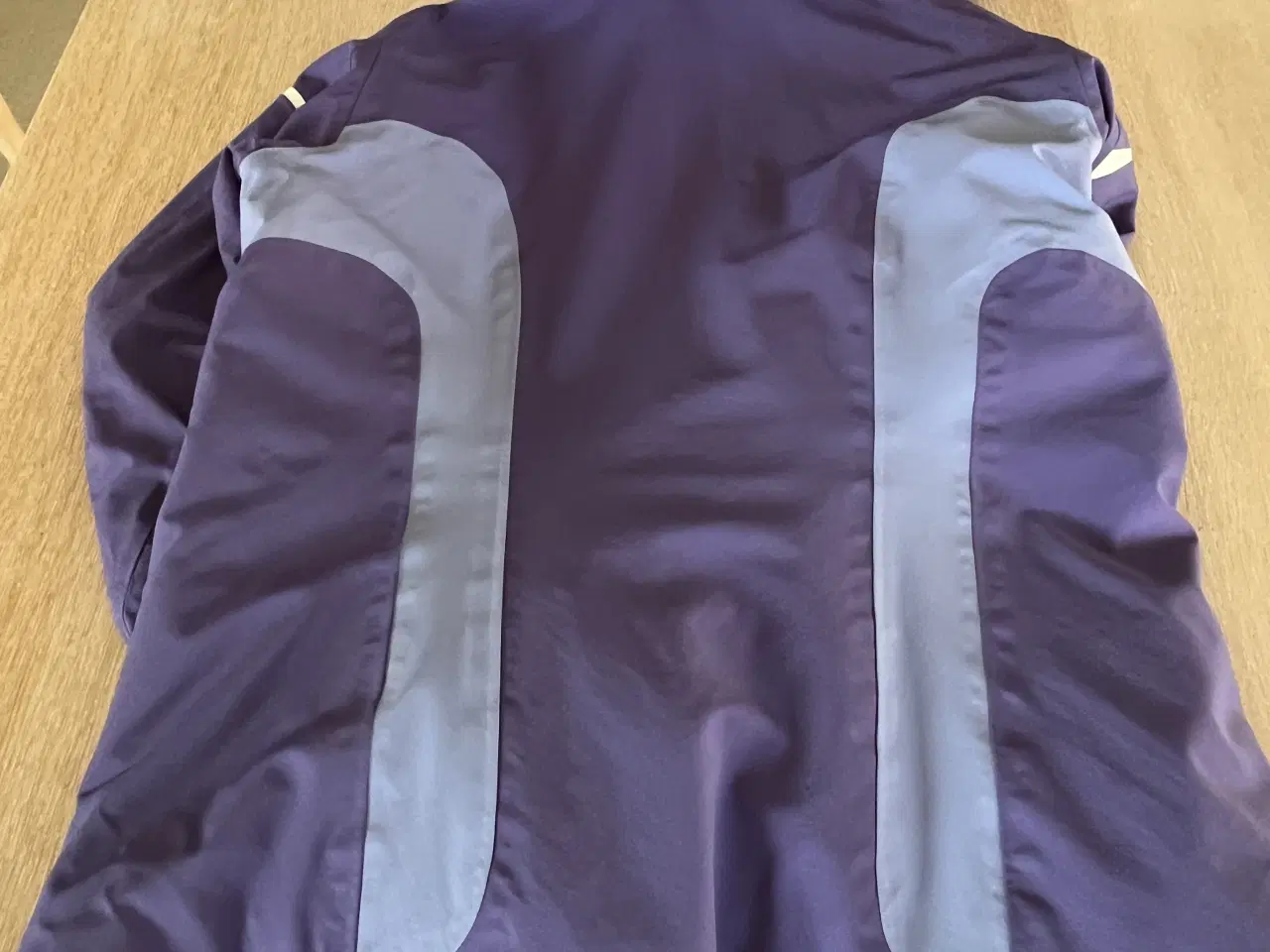 Billede 9 - Dame skitøj. Jakke og bukser