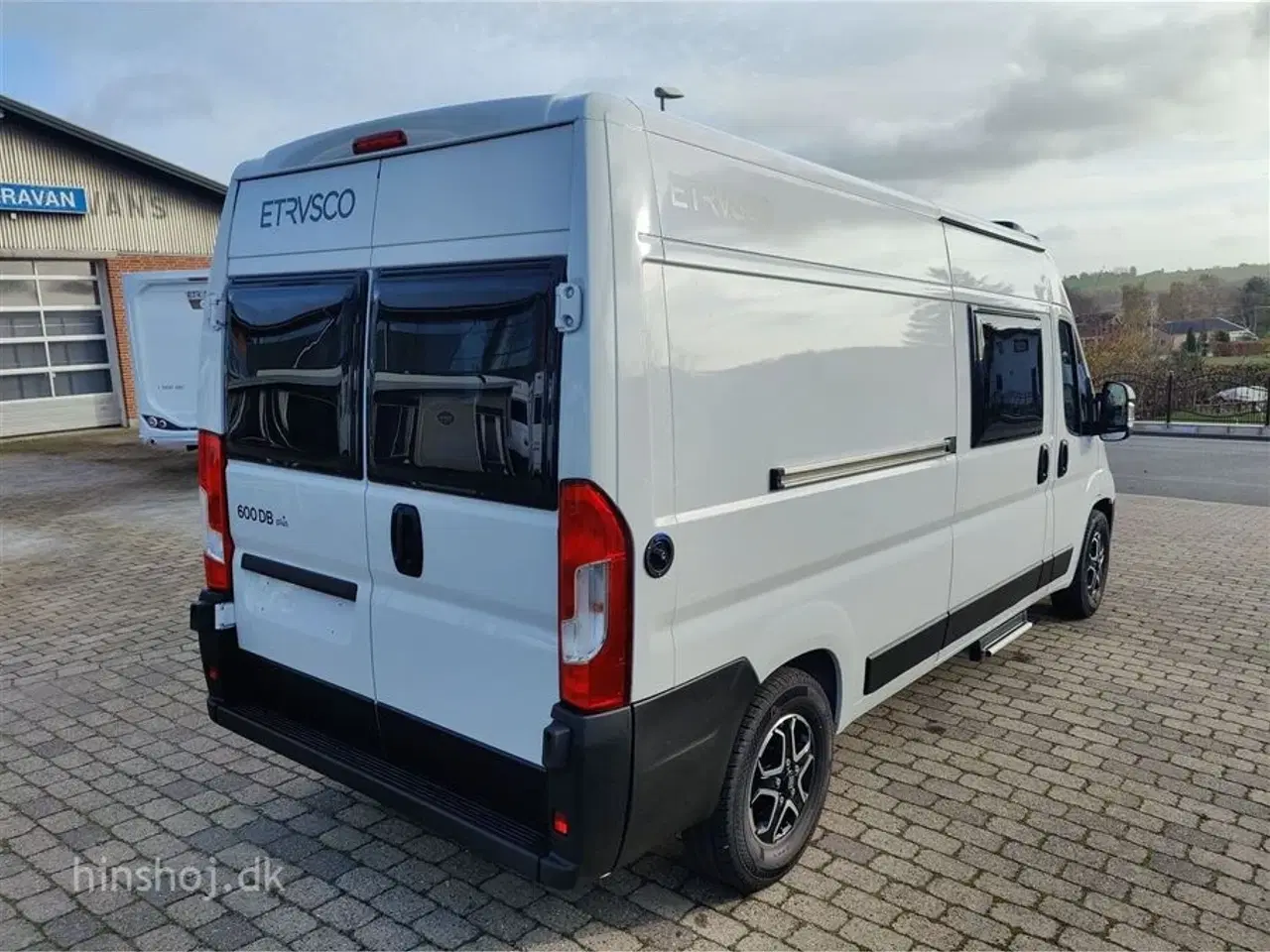 Billede 1 - 2025 - Hymer Etrusco   Italiensk Elegance på Farten – Etrusco By Hymer fra Hinshøj Caravan