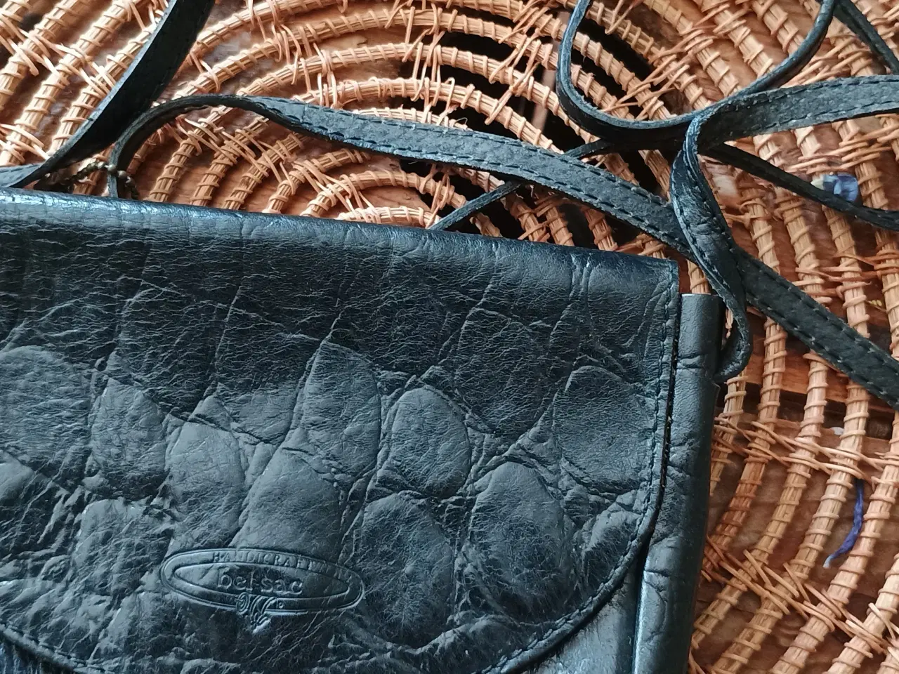 Billede 6 - Belsac håndtaske sort med lang rem 