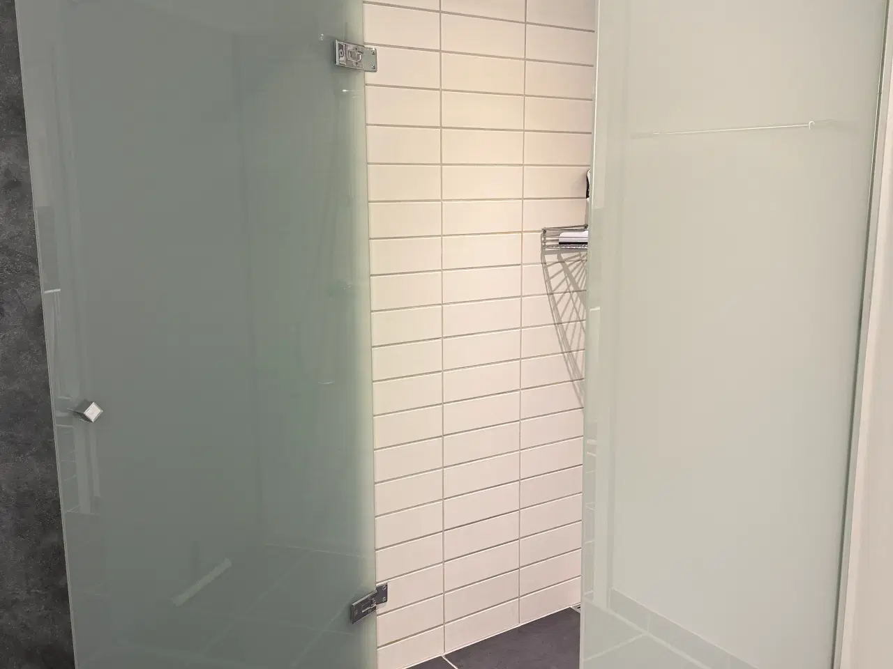 Billede 2 - Bruseniche mat. glas