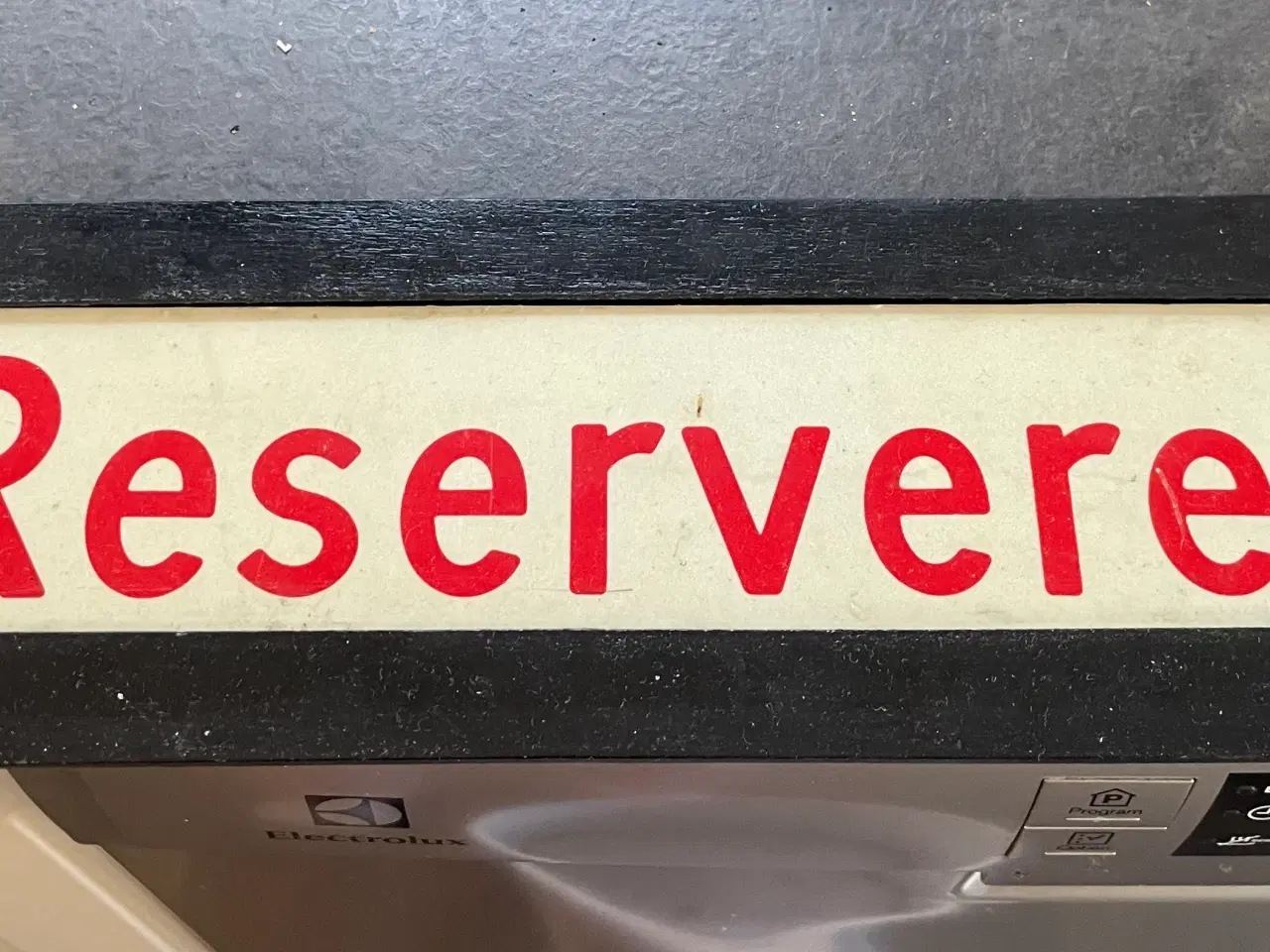 Billede 1 - Ældre skilt