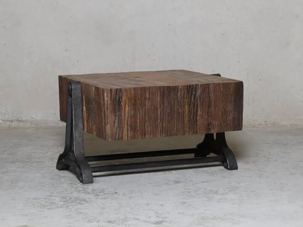 Billede 1 - Nyt SOFABORD TRAIN