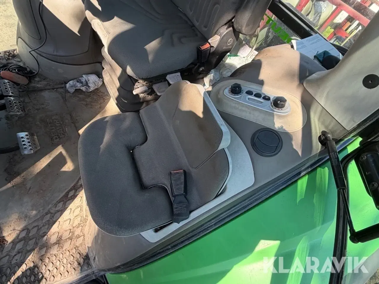 Billede 9 - Traktor Deutz Fahr 6130.4 Cshift med frontlæsser