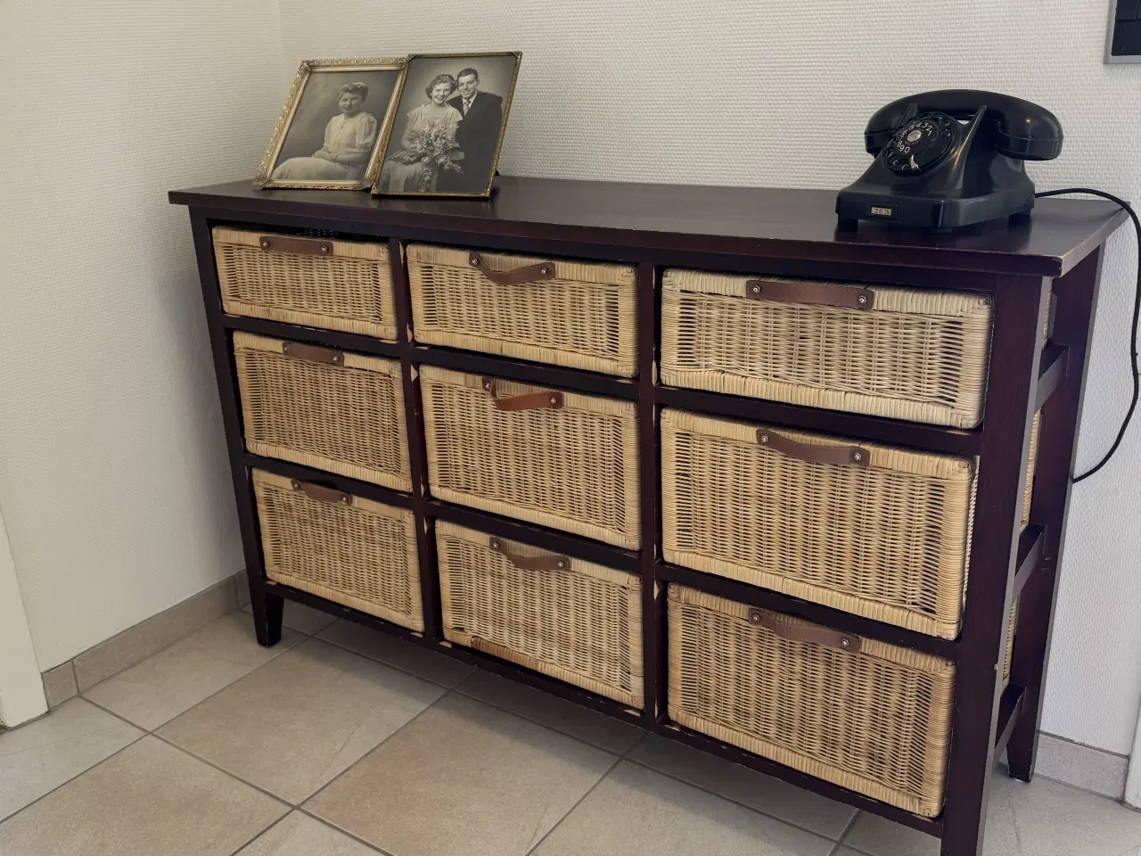 Billede 1 - Fin kommode med patina