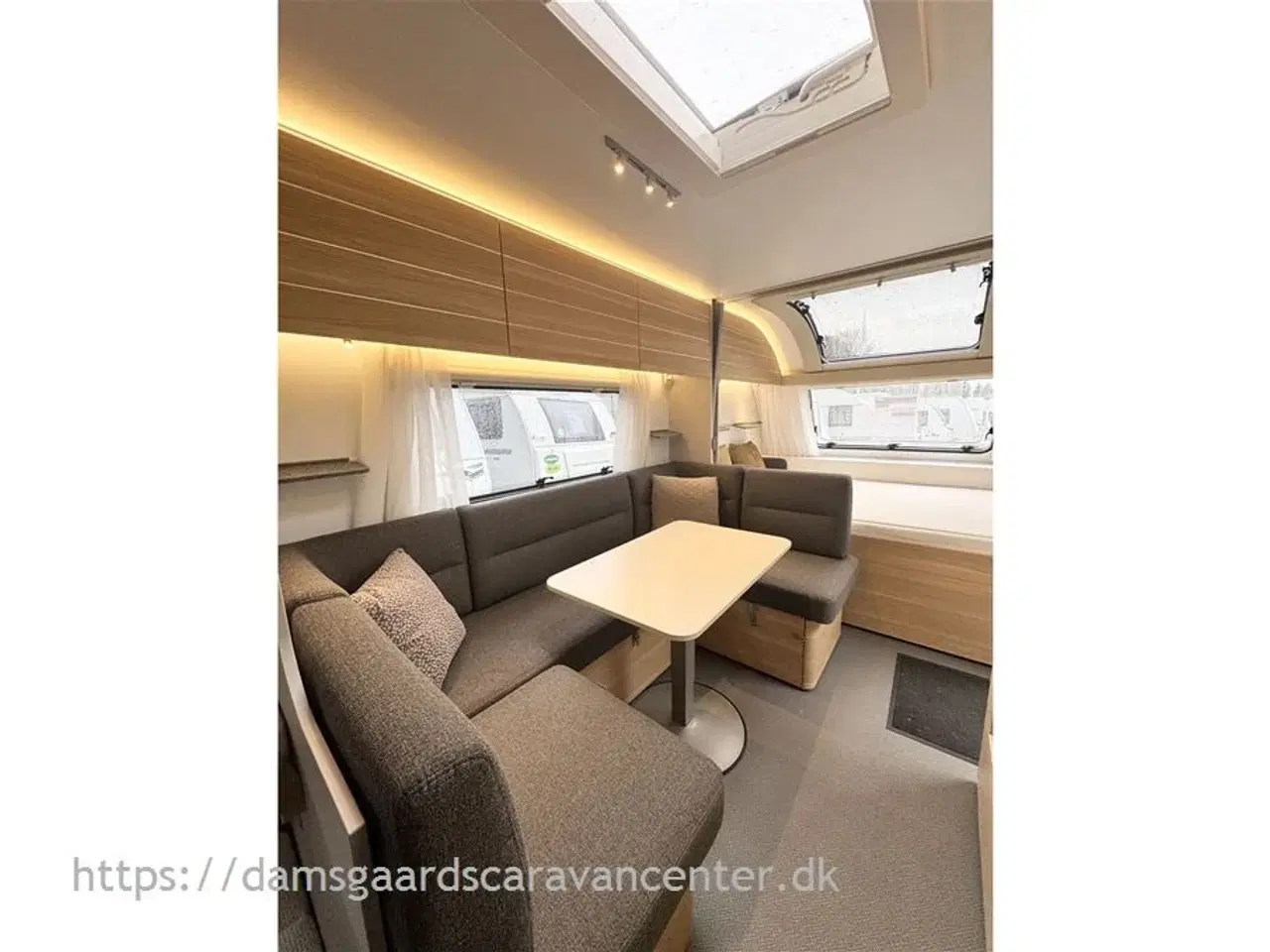 Billede 8 - 2022 - Adria Adora 573 PT   Dobbeltseng-3 Køjer-Gulvtemp.-Mover-Telt