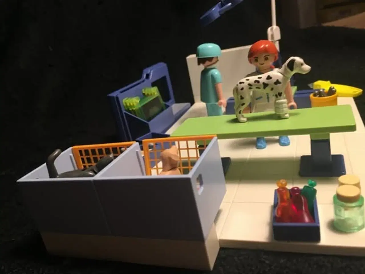 Billede 1 - Playmobil Dyrelægens operationsstue 4346