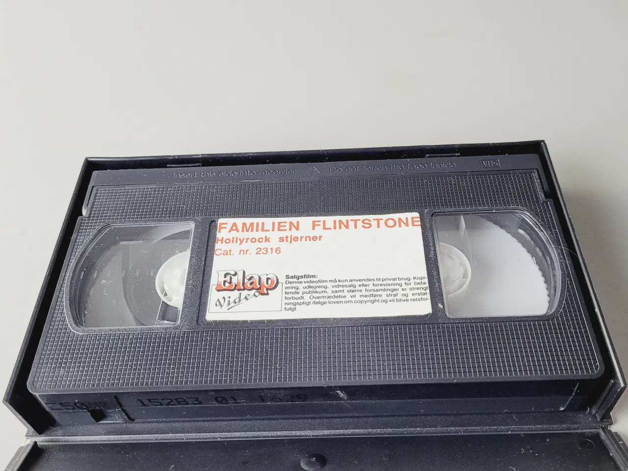 Billede 4 - ⭐️: Familien Flintstone: Hollyrock Stjerner (VHS)