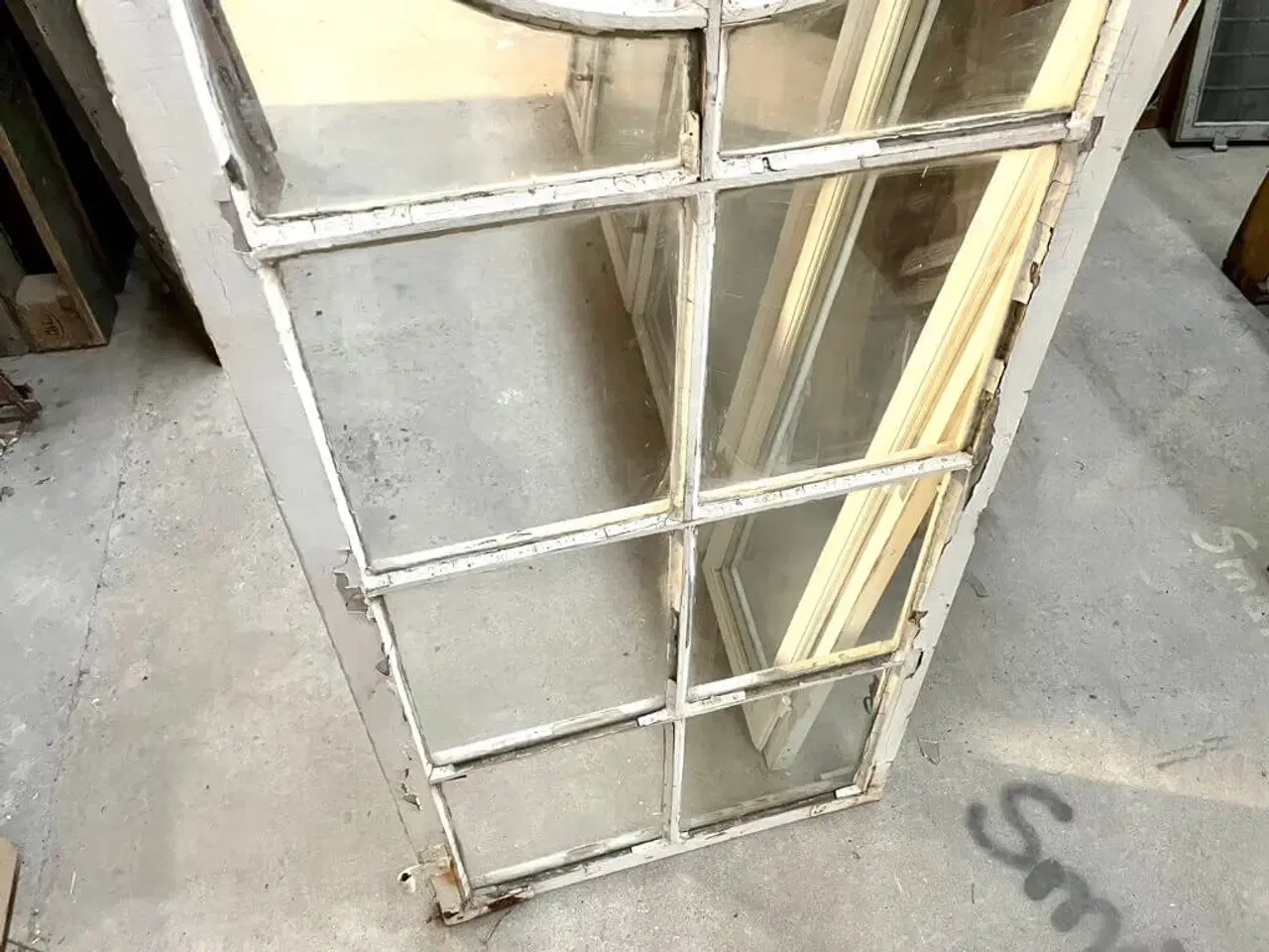 Billede 4 - Sjælden, buet vinduesramme m. 10 ruder