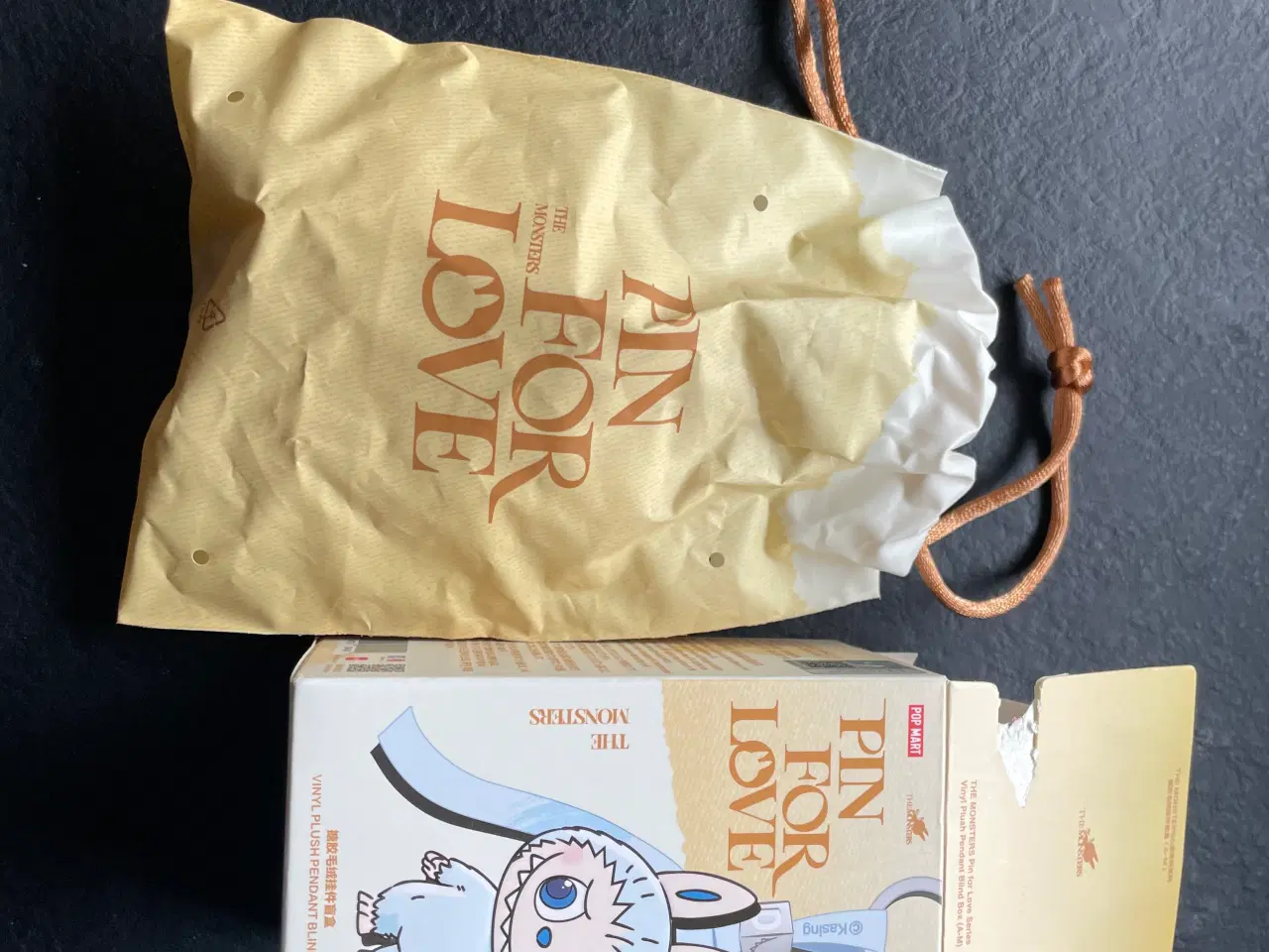 Billede 4 - The Monsters Labubu Pin For Love 