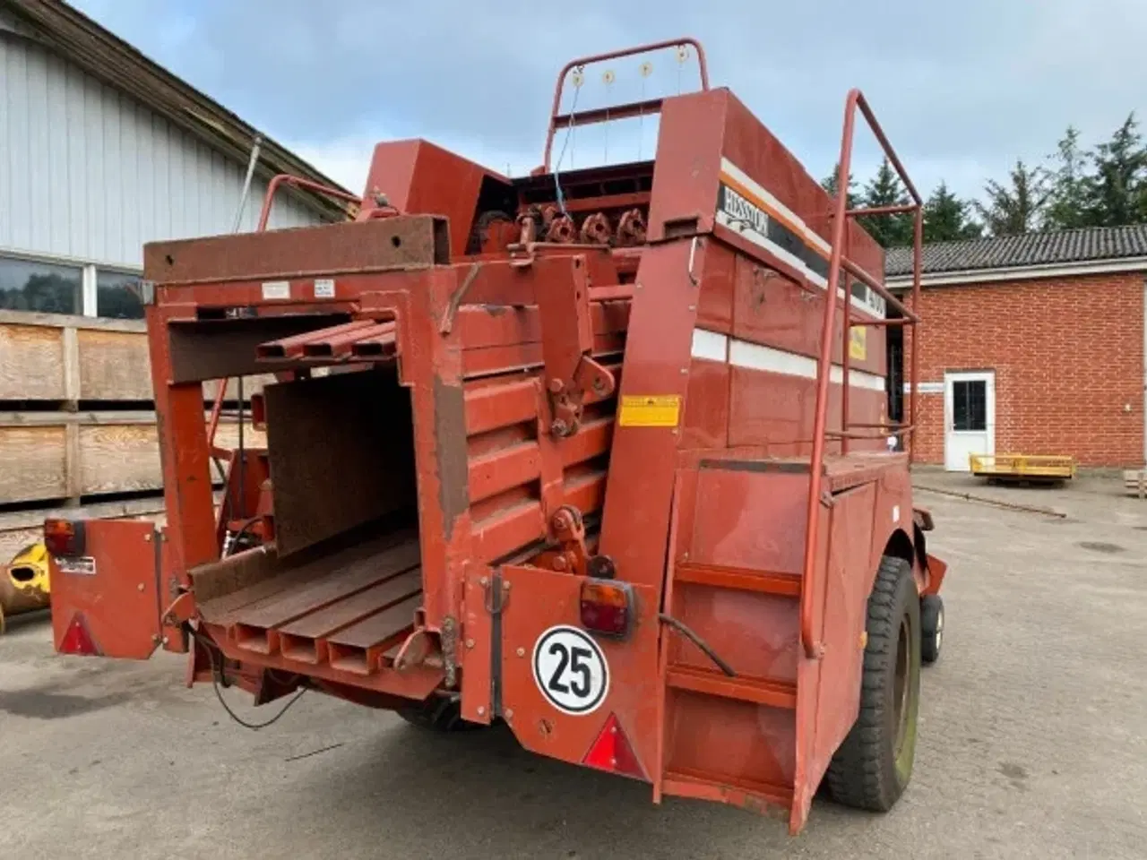 Billede 13 - Hesston 4700 Sælges i dele/For parts