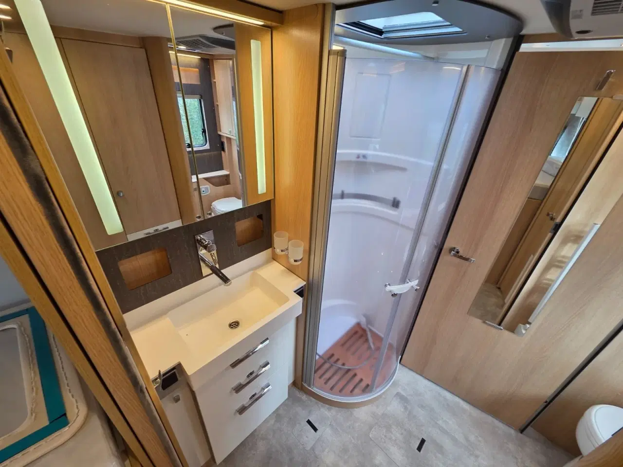 Billede 20 - Hymer B-ML I880 2,0 CDi 170 aut.