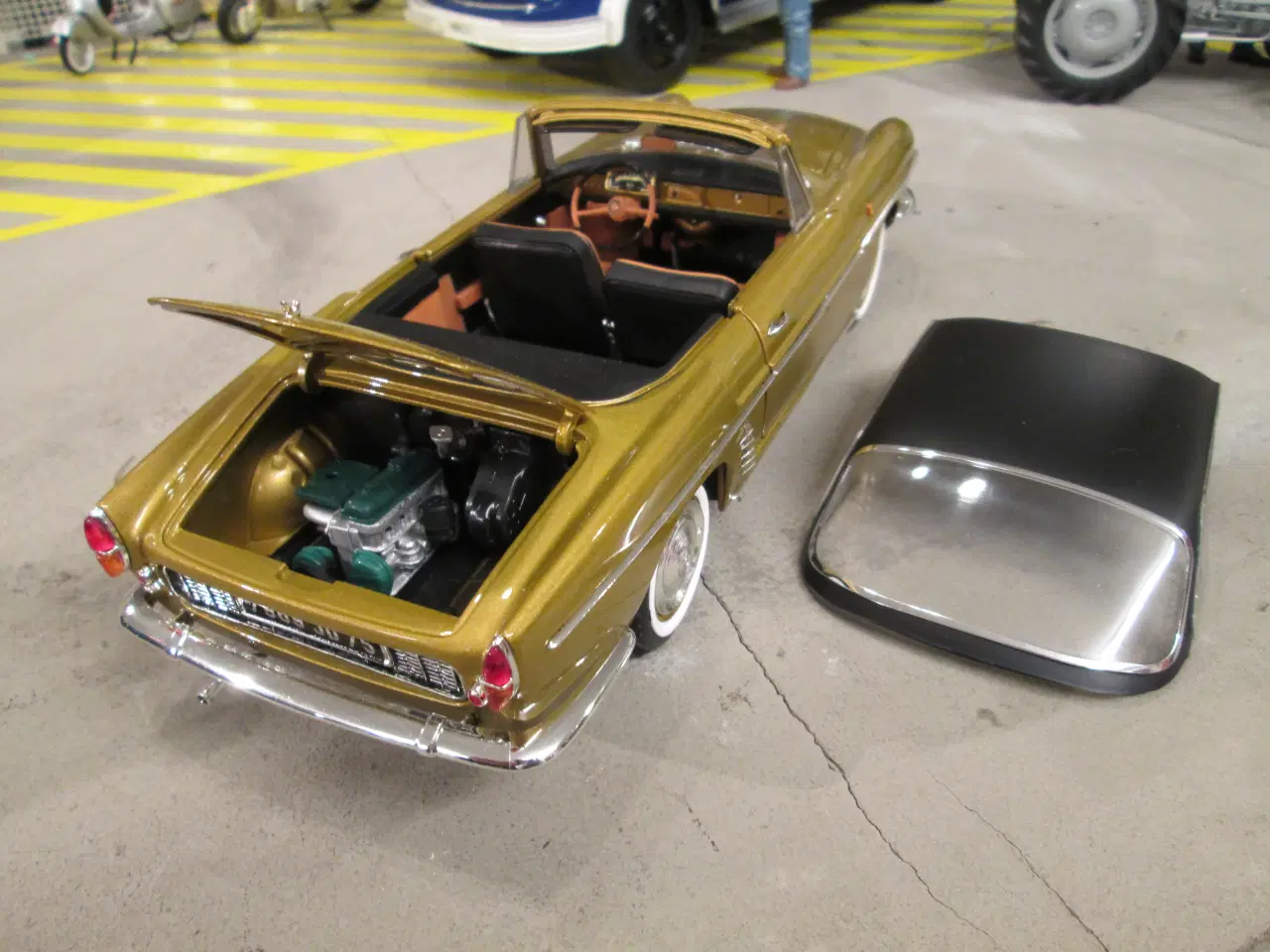 Billede 3 - Modelbil Renault Floride Norev 1:18