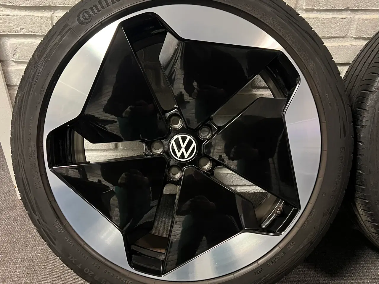 Billede 5 - Originale 20” ID3 fælge med dæk