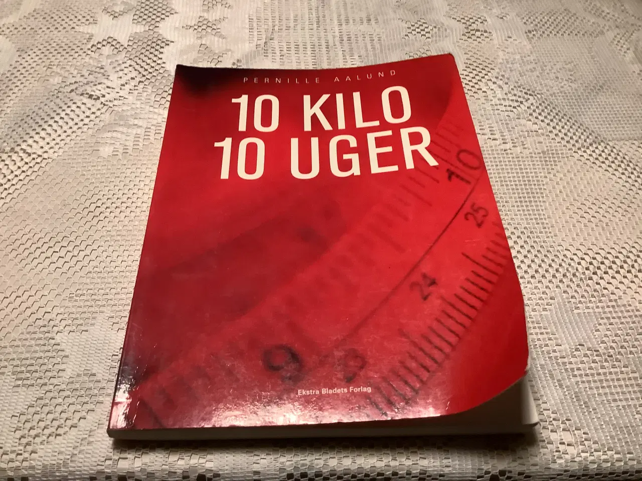 Billede 1 - 10 kilo 10 uger bog af Pernille Aalund