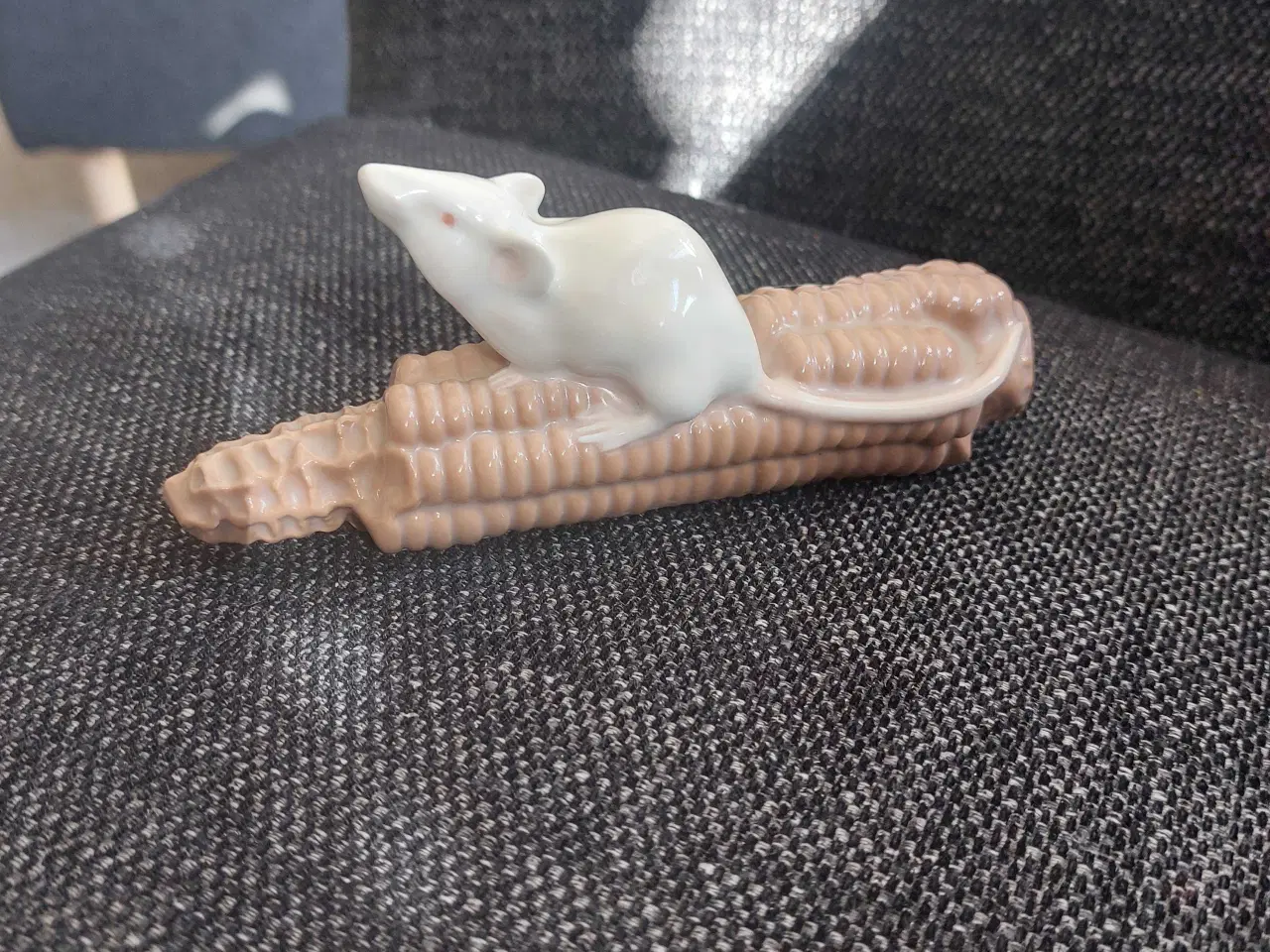 Billede 3 - Royal Copenhagen mus på majskolbe nr 512