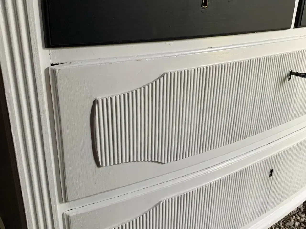 Billede 2 - Smuk gl kommode