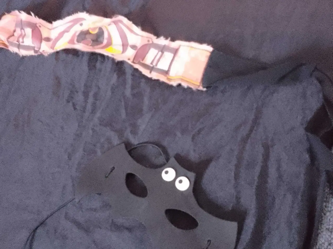 Billede 1 - Batman  kostume  Bælte, kappe og maske 