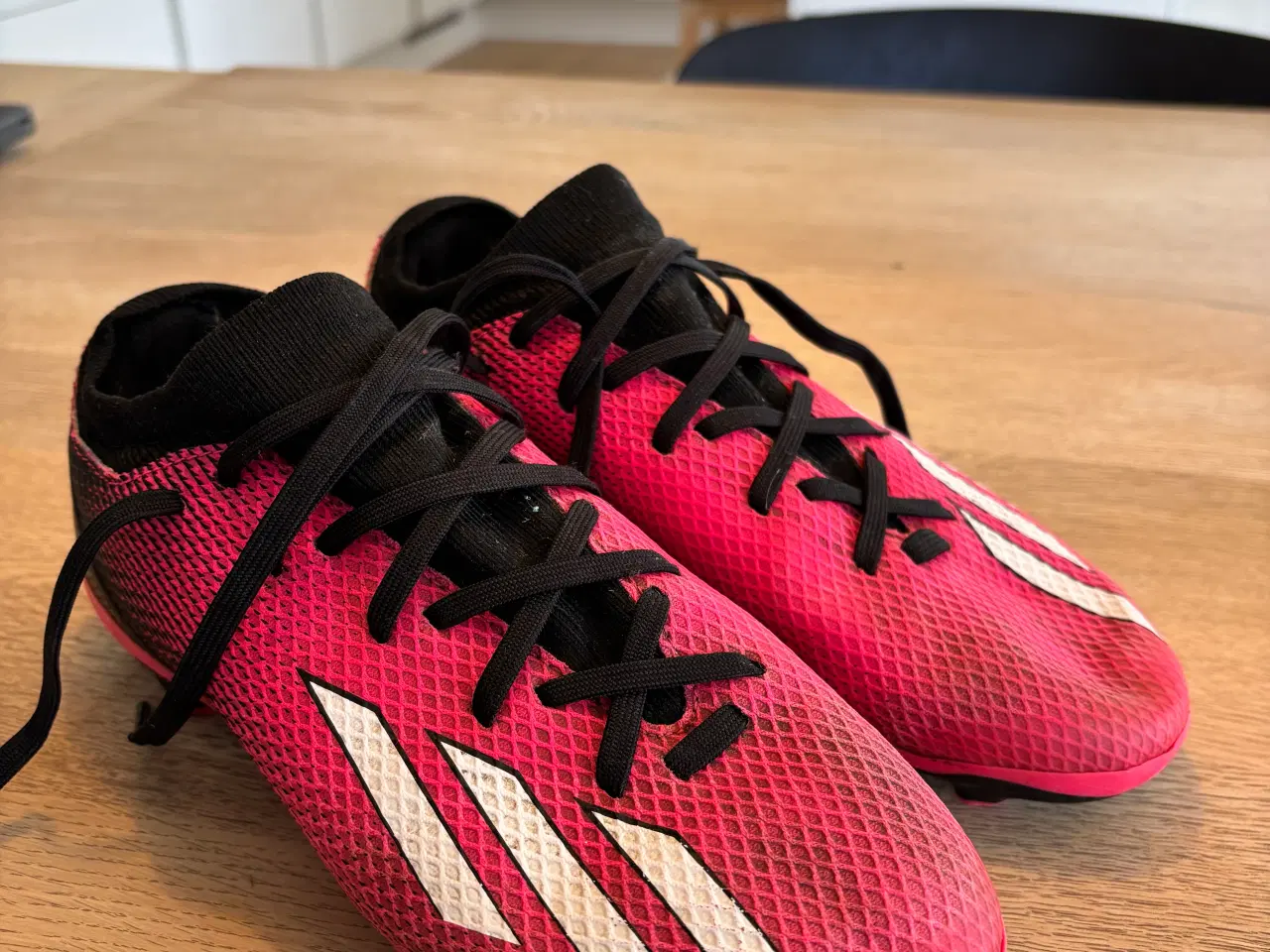 Billede 1 - Adidas fodboldstøvle str. 36 2/3