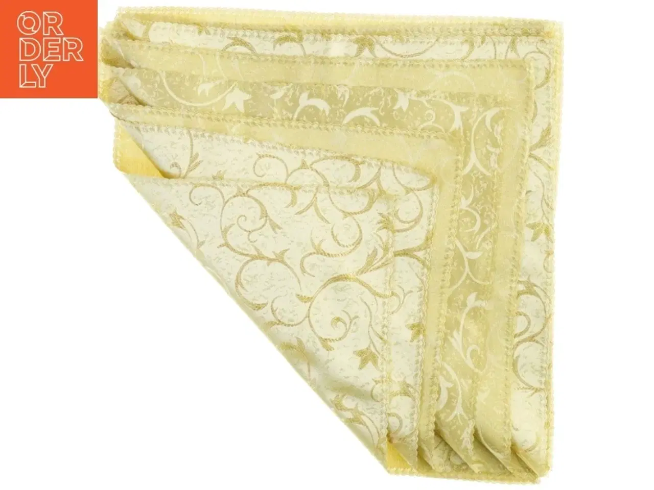 Billede 1 - Broderet servietter (str. Cirka 47 x 47 cm)
