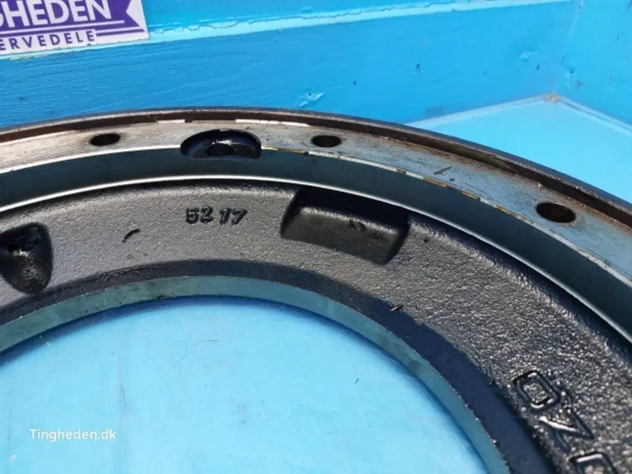 Billede 14 - New Holland T6 Afstandsstykke 87608920