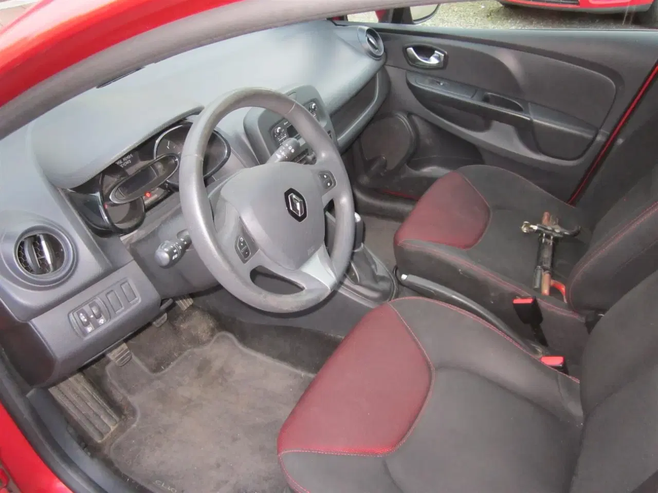 Billede 5 - Renault Clio Sport Tourer 1,2 16V Authentique 75HK Stc