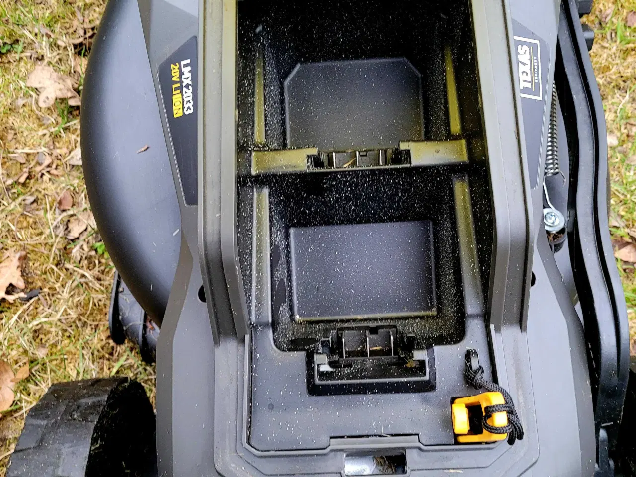 Billede 5 - Texas LMX2033 batteri plæneklipper