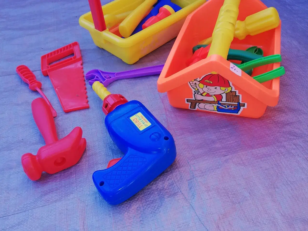 Billede 1 - Legetøjsværktøjskasser