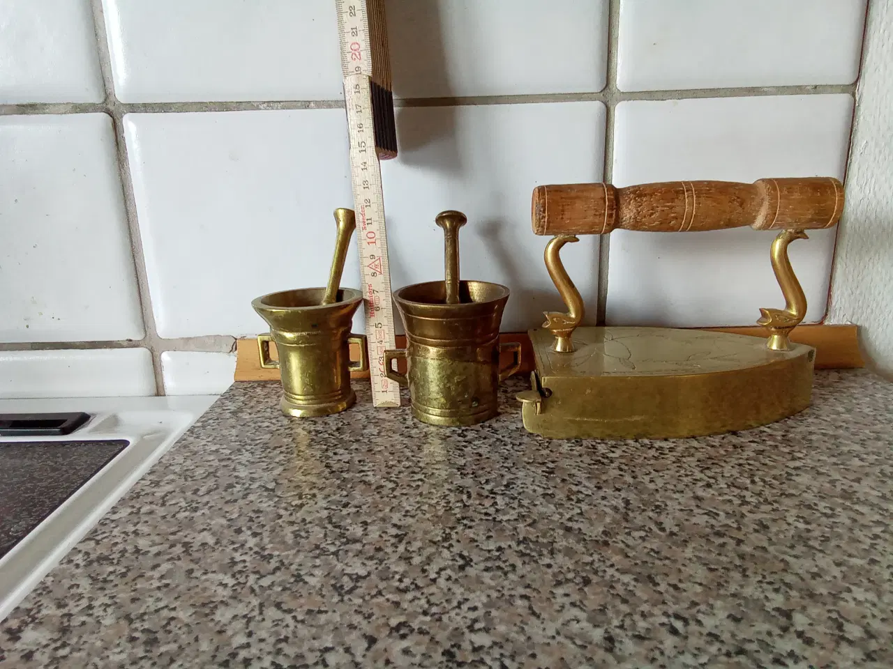 Billede 1 - Retro morter,strygejern i messing