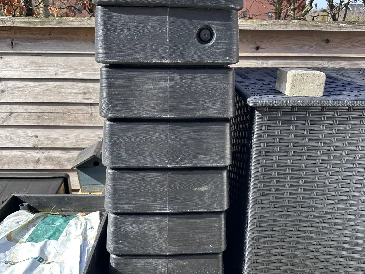 Billede 2 - Hyma regnvandstønde Wall sort 276L