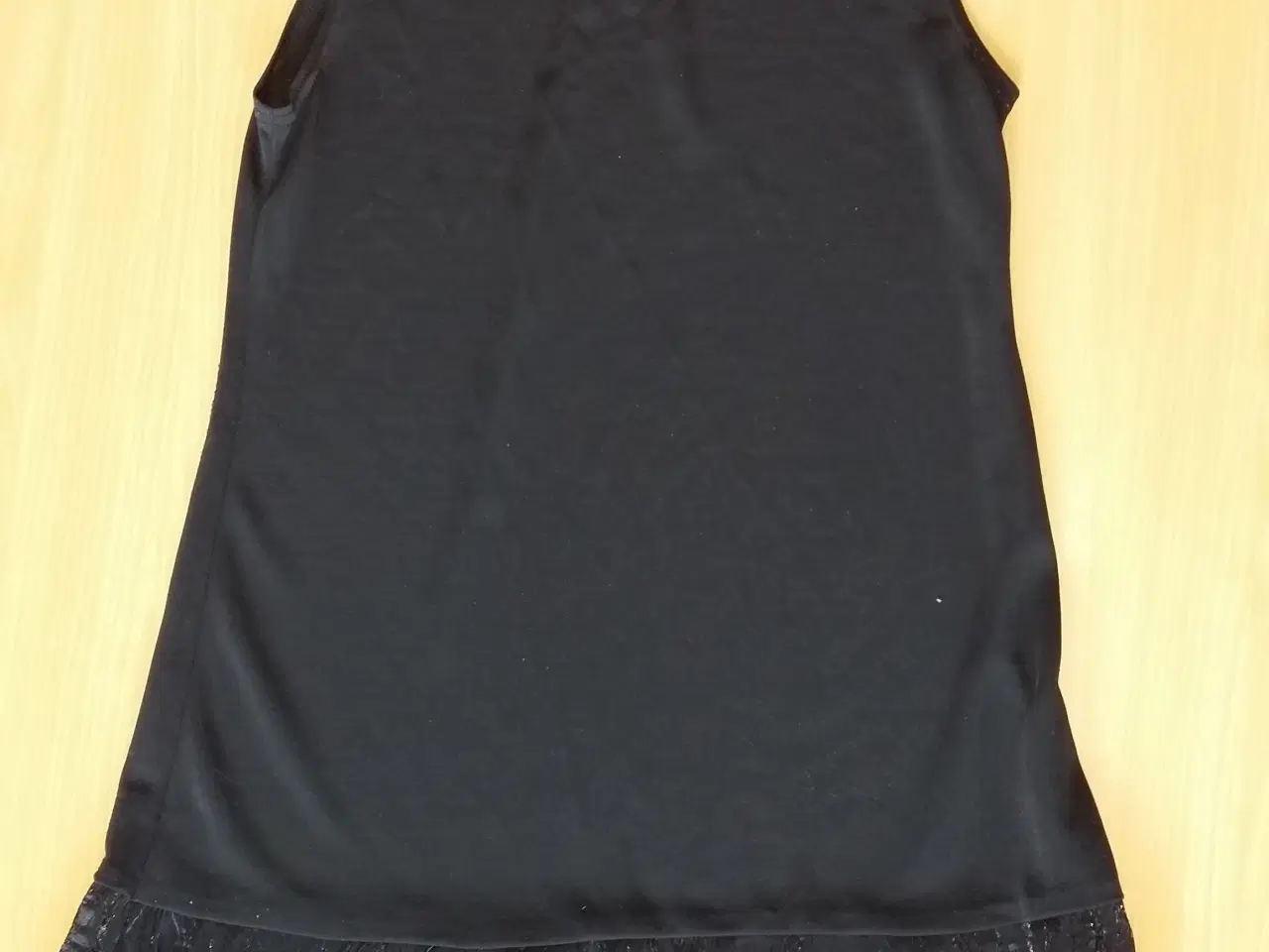 Billede 3 - Blandet Dame-/Pigetøj