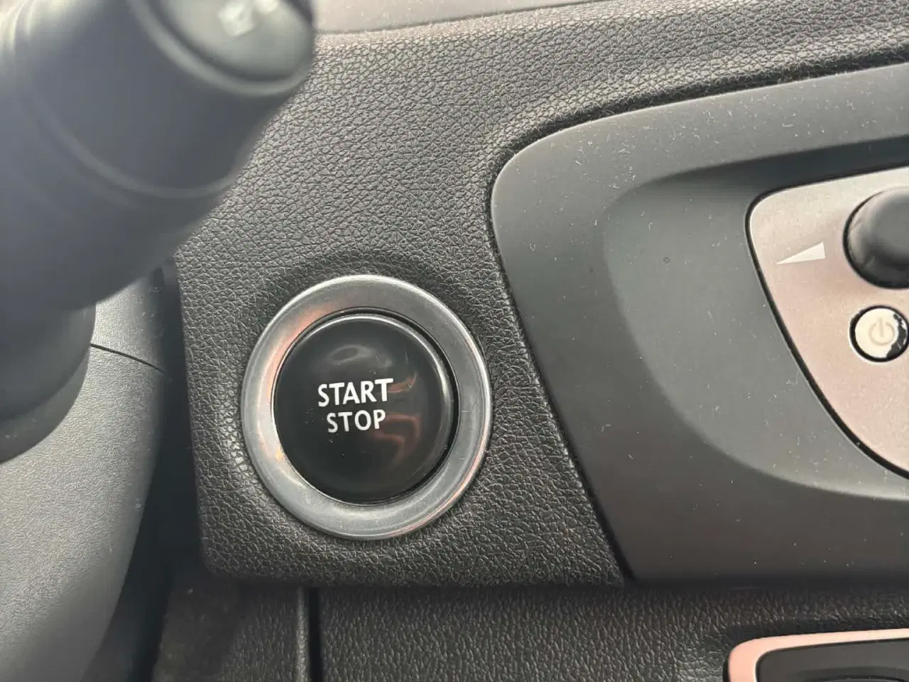 Billede 11 - Fin stor bil med god plads 