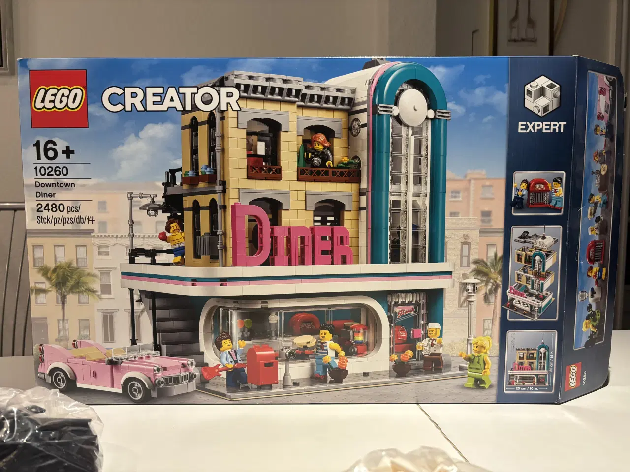 Billede 2 - 10260 LEGO Creator Downtown Diner.