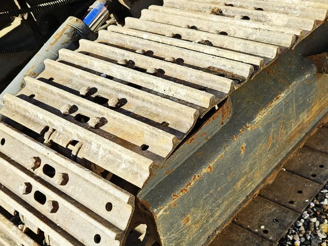 Billede 10 - Takeuchi TB175 / pæn 8 tons maskine / nyere undervogn / dobbelt udtag / skovlsæt