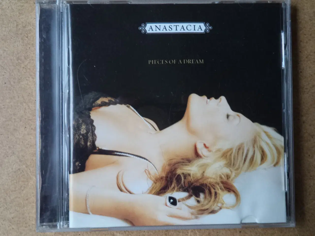 Billede 1 - Anastacia ** Pieces Of A Dream – Greatest Hits