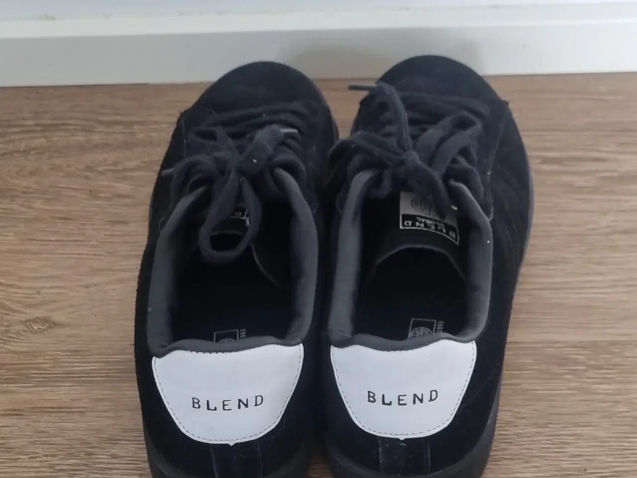 Billede 1 - Herre sneakers Blend str 44 sælges