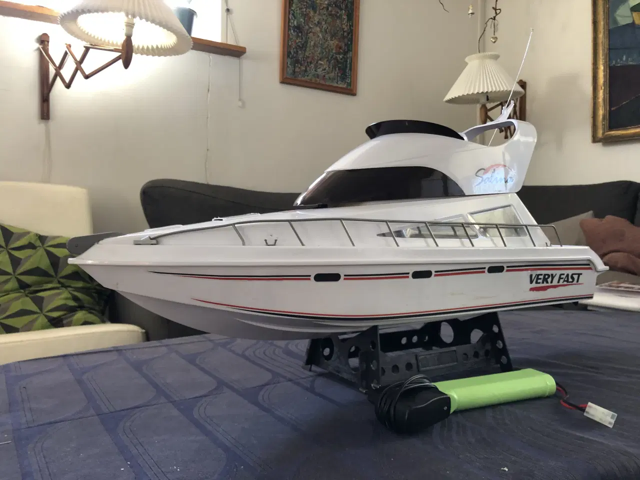 Billede 1 - RC Model SpeedBåd