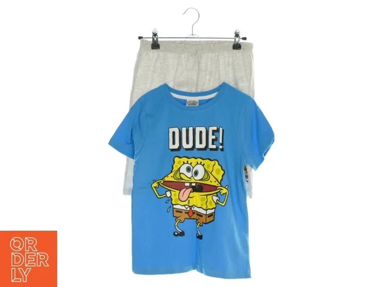 Billede 1 - Nattøj med t shirt og shorts fra Nickelodeon (134/140 cm)